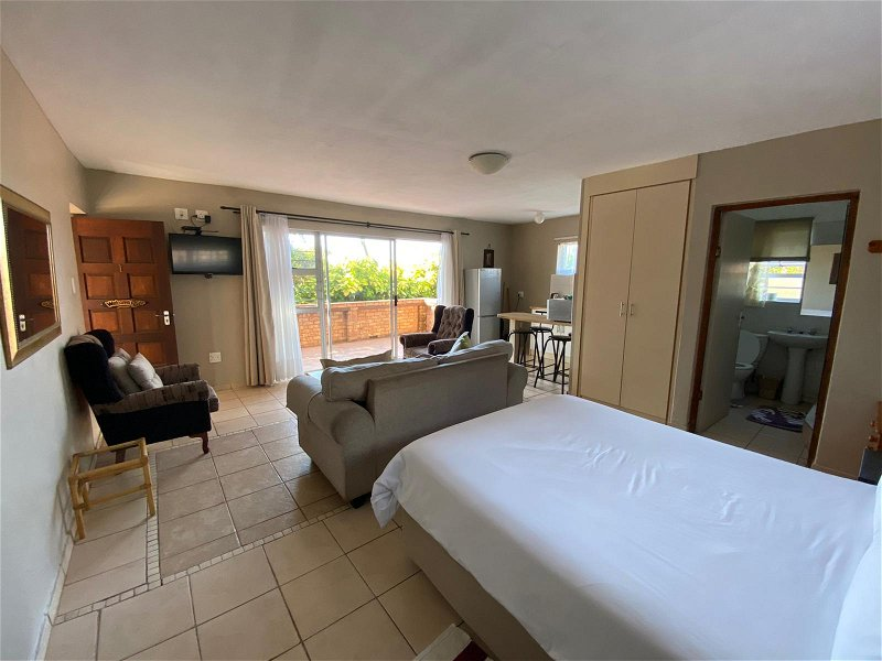 Double Room with Shower and Garden View