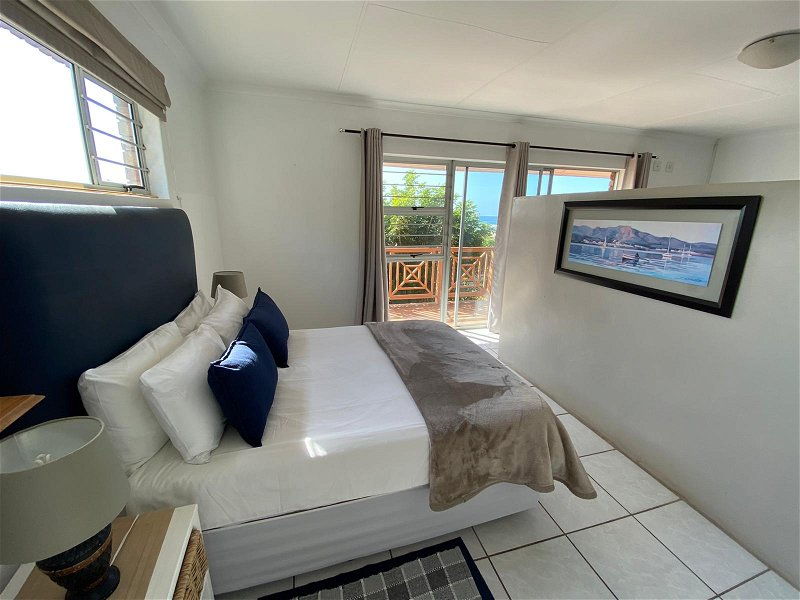 Double Room with Shower and Sea View b