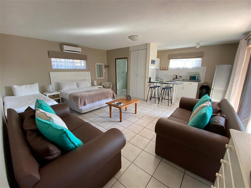 Double Room with Shower b