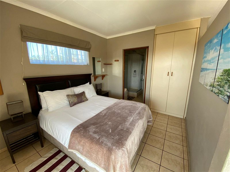 Family Room with Shower and Sea View